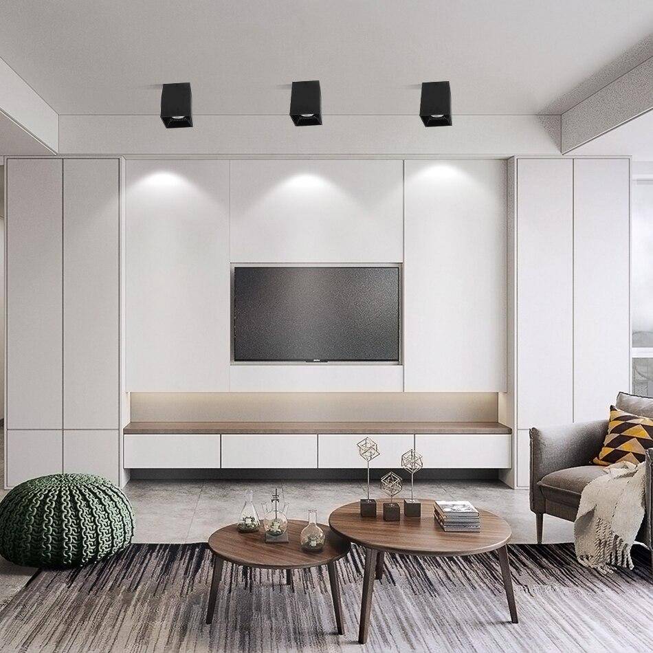 Spot moderne LED en cube noir ou blanc Théodore Confluence - Une Note Actuelle dans le Décor