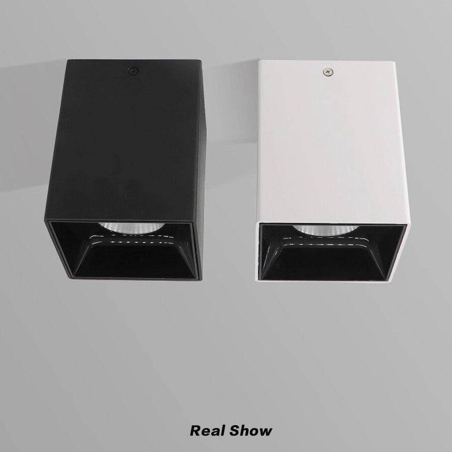 Spot moderne LED en cube noir ou blanc Théodore Confluence - Une Note Actuelle dans le Décor