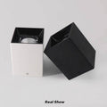 Spot moderne LED en cube noir ou blanc Théodore Confluence - Une Note Actuelle dans le Décor
