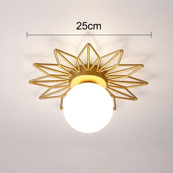 Plafonnier — Moderne LED avec soleil métallique et globe Sana