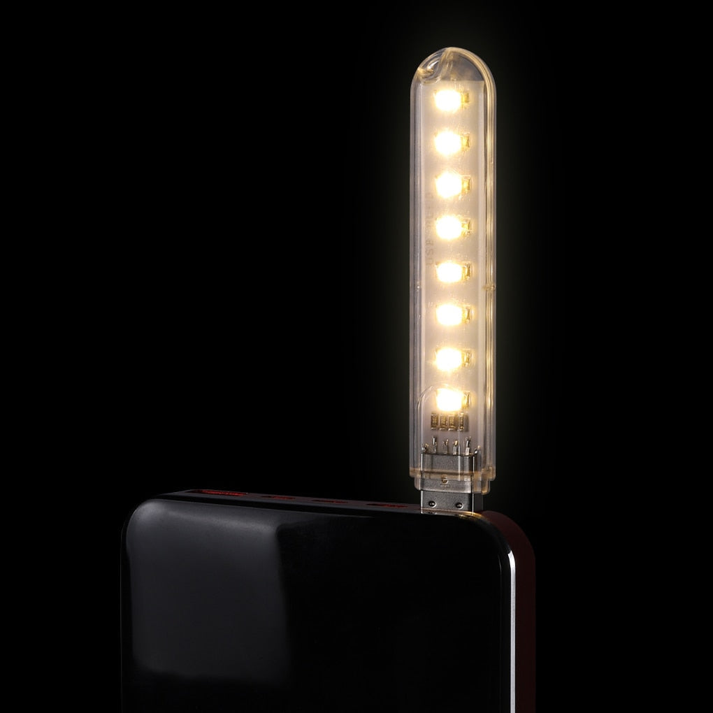 Lampe de lecture Mini USB Célestin Sérénade - Un Éclairage Dédié à la Lecture