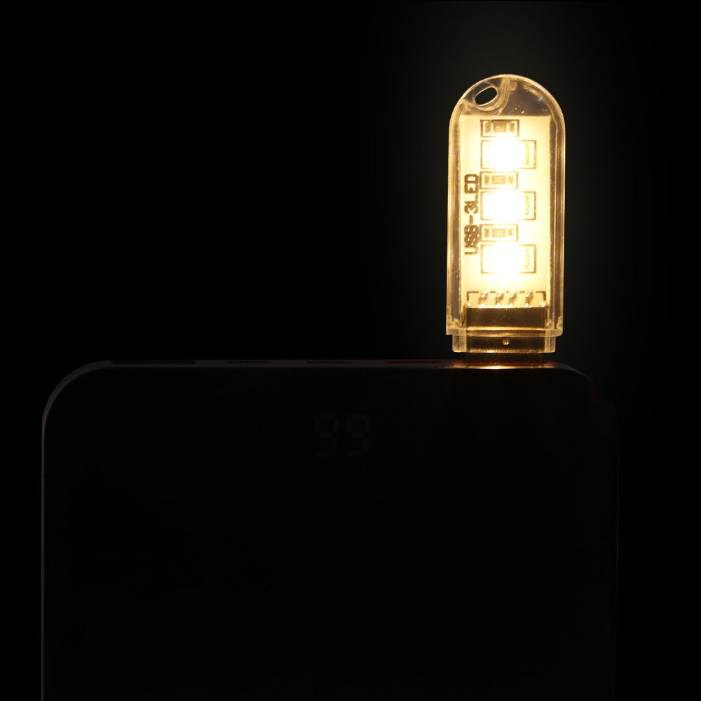 Lampe de lecture Mini USB Célestin Sérénade - Un Éclairage Dédié à la Lecture