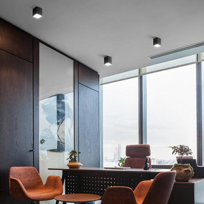 Spot design LED en forme de cube en aluminium Beal Estelle Florilège - Une Présence Décorative Affirmée
