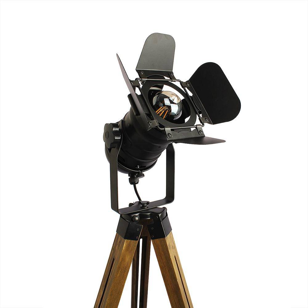 Lampadaire — Projecteur ajustable sur pied en bois