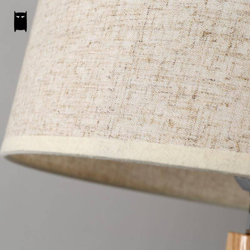 Lampadaire — Trépied en bois scandinave