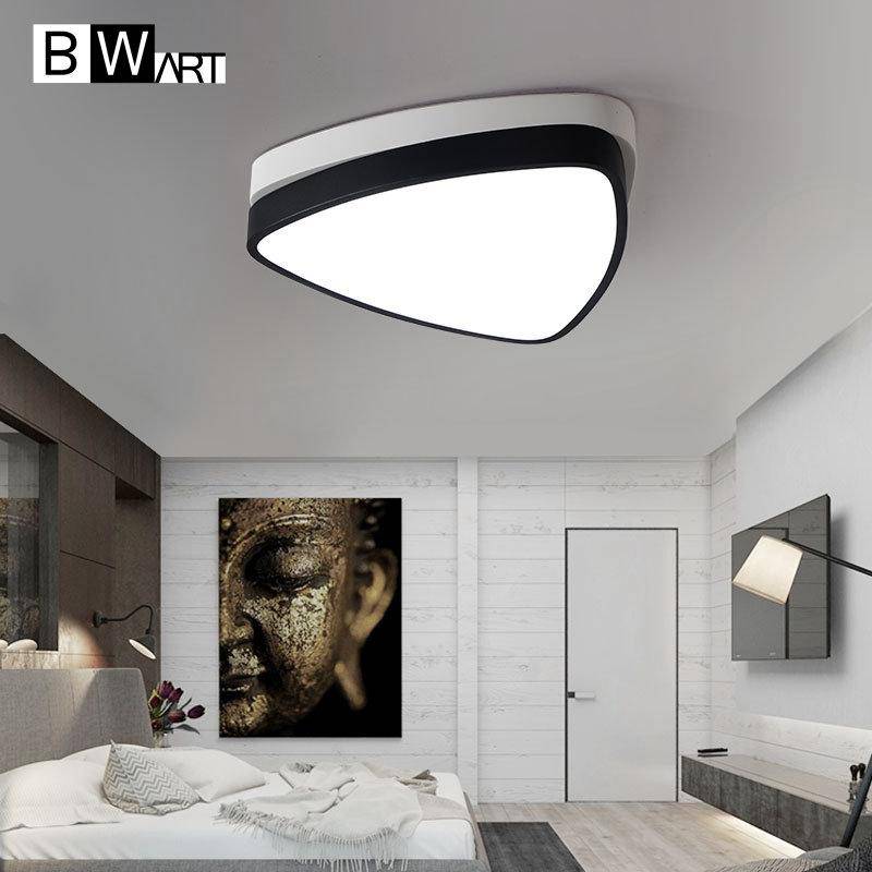 Plafonnier LED triangle arrondi bicolore Bwart Iris Aubade en Triangle - Géométrie & Élégance Visuelle