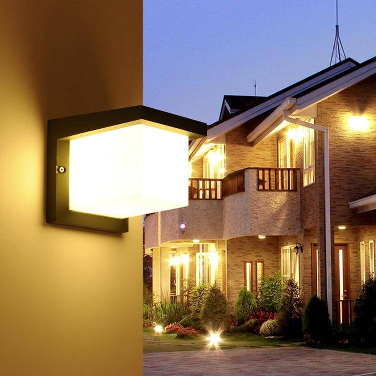 Applique murale — Extérieur LED cube Sconce