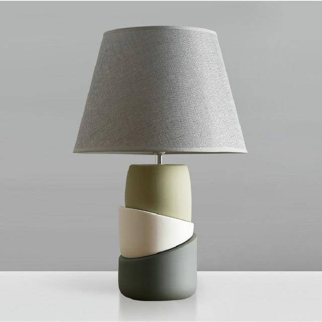 Lampe de chevet en céramique design avec abat-jour en tissu