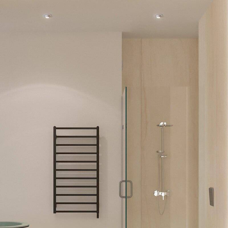 Spot moderne à LED semi-encastré noir avec zoom Armand Éclaircie - Une Note Actuelle dans le Décor