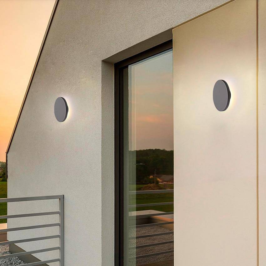 Applique murale — LED ronde avec lumière arrière waterproof
