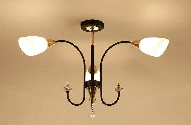 Lustre — LED avec bras arrondis et lampes en verre Room