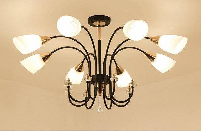 Lustre — LED avec bras arrondis et lampes en verre Room