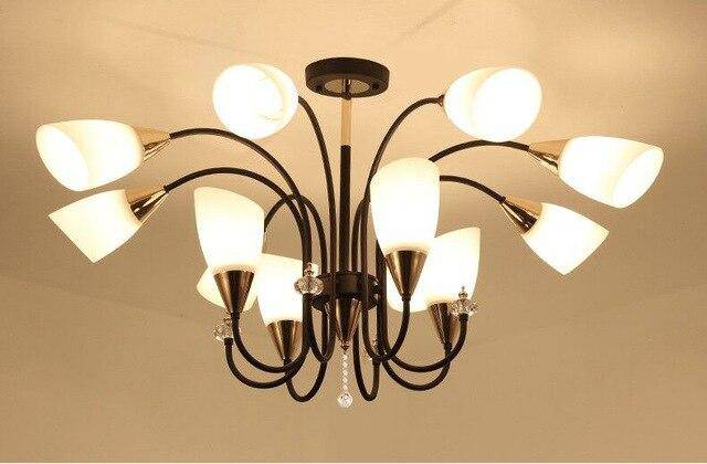 Lustre — LED avec bras arrondis et lampes en verre Room
