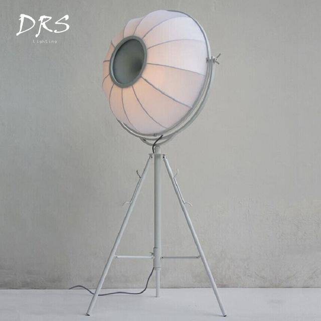 Lampadaire — Tripod de studio de photo Fortuny