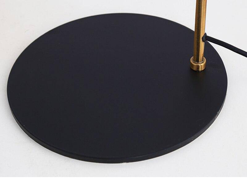 Lampe de chevet ou bureau doré arrondi Study