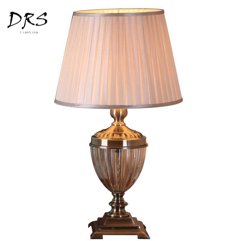 Lampe de chevet chic avec abat-jour en tissu Fabric