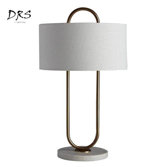 Lampe de chevet design avec abat-jour Creative