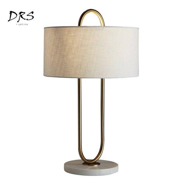 Lampe de chevet design avec abat-jour Creative