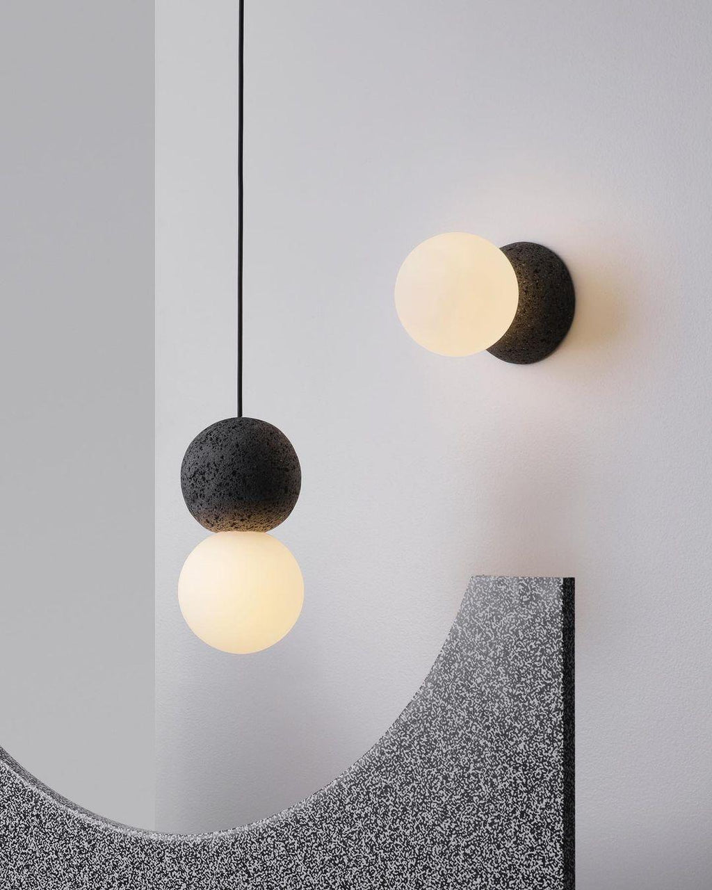 Lustra Applique Murale Béton Verre Opale - Neutralighting