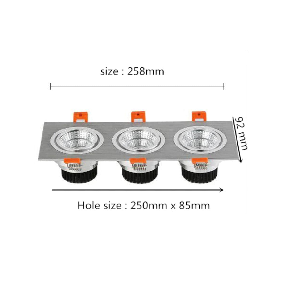 Spot industriel LED carré et métallique Yaninah Basile Silhouette - Géométrie & Élégance Visuelle