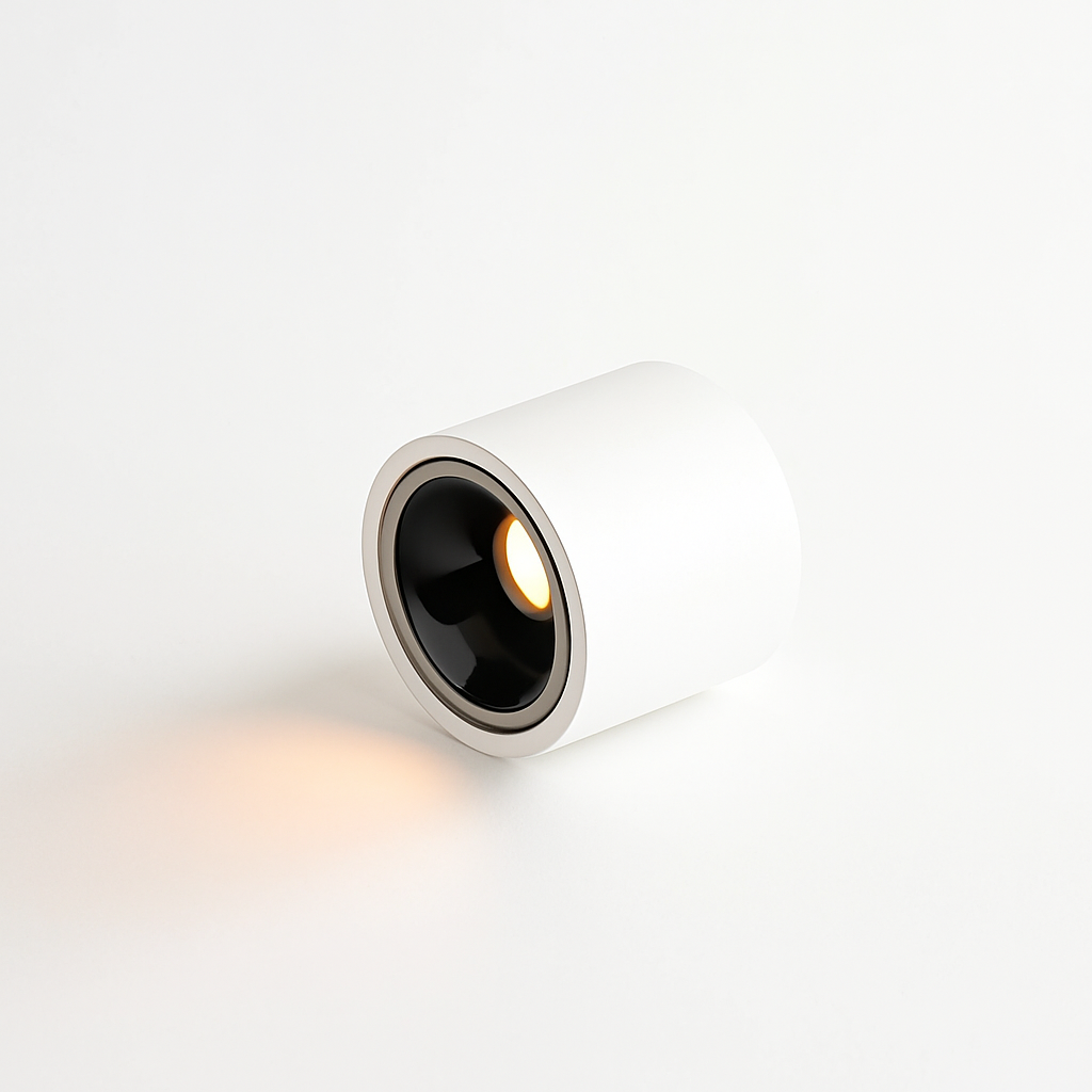 Spot led ultra mince en aluminium réglable anti éblouissement moderne Enora Détour - Une Note Actuelle dans le Décor